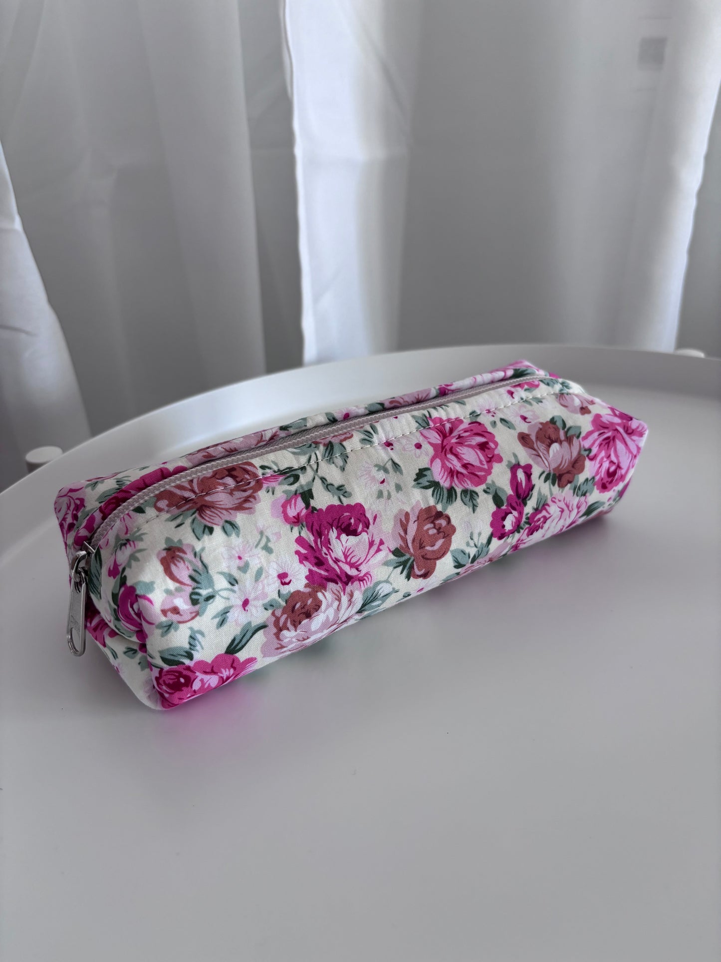 Roses for you pencil case